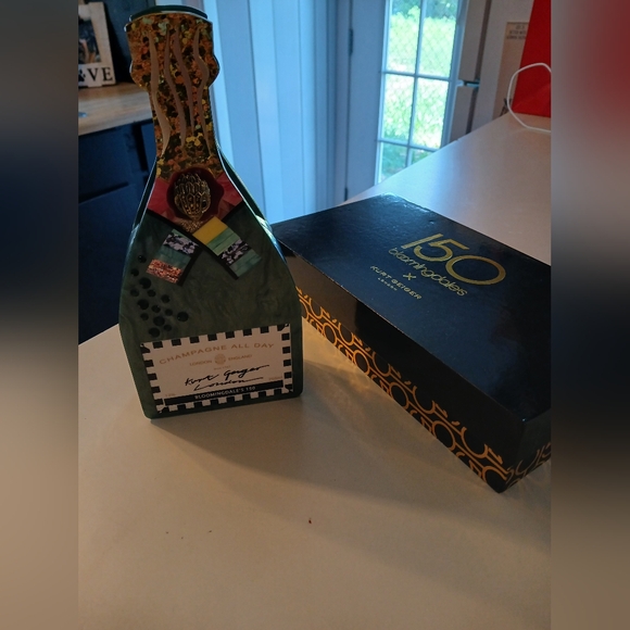 SOLD DO NOT BUY EXTREMELY RARE Kurt Geiger Collectable Champage Bag With Box - Picture 2 of 16